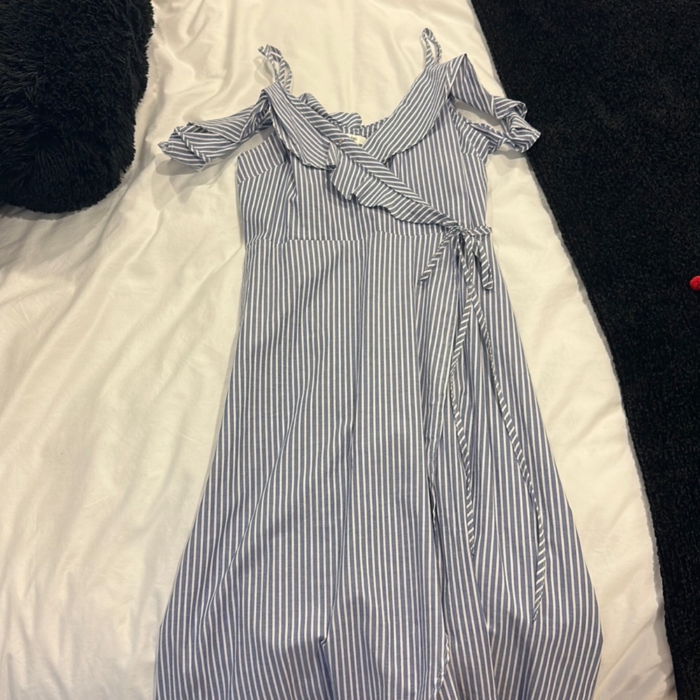 Striped blue dress size small